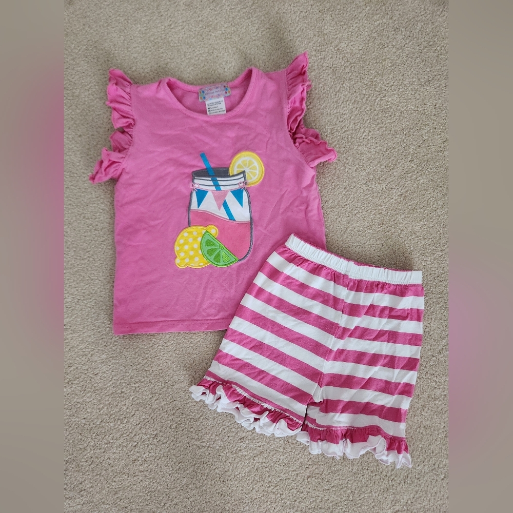 Smocked Polkadot short set with pink lemonade appliqué, size 4.